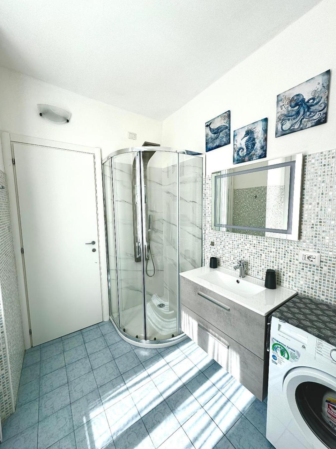 Portatorre Suite, A Charming Apartment In The Heart Of Como, Free Private Parking, Air Conditioning & More! Экстерьер фото
