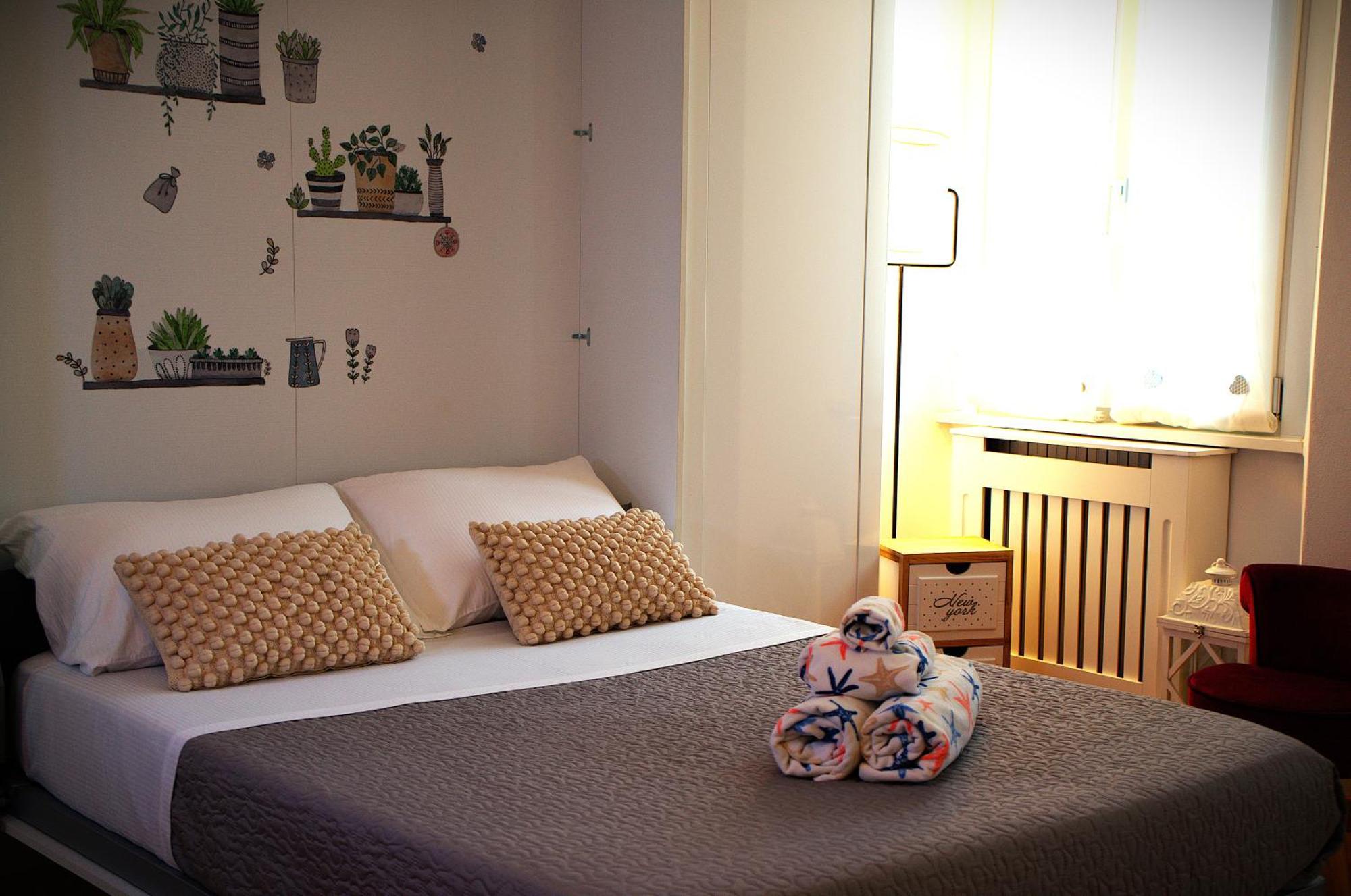 Portatorre Suite, A Charming Apartment In The Heart Of Como, Free Private Parking, Air Conditioning & More! Экстерьер фото