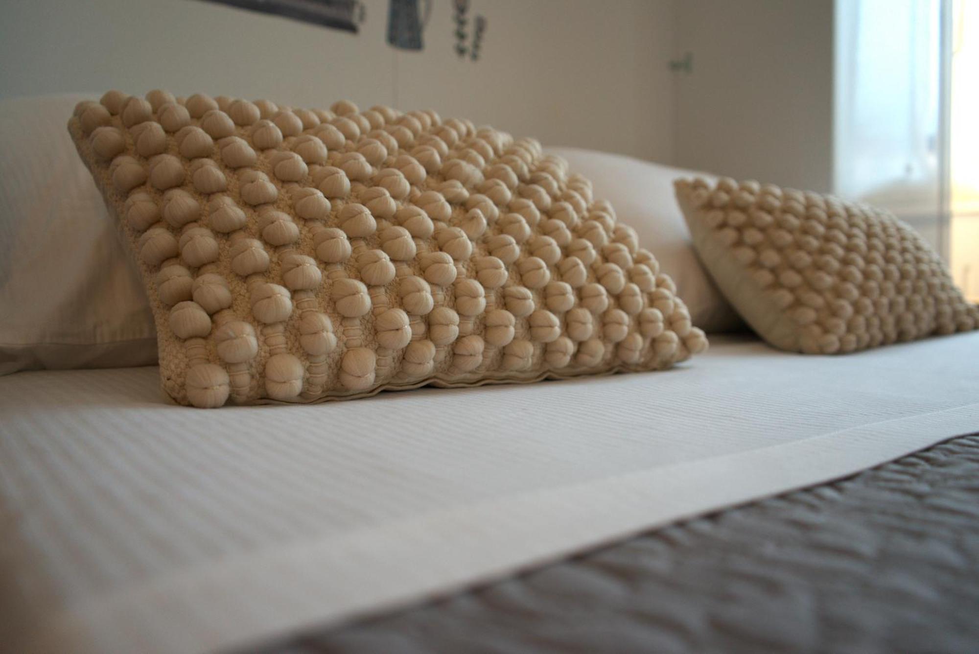 Portatorre Suite, A Charming Apartment In The Heart Of Como, Free Private Parking, Air Conditioning & More! Экстерьер фото