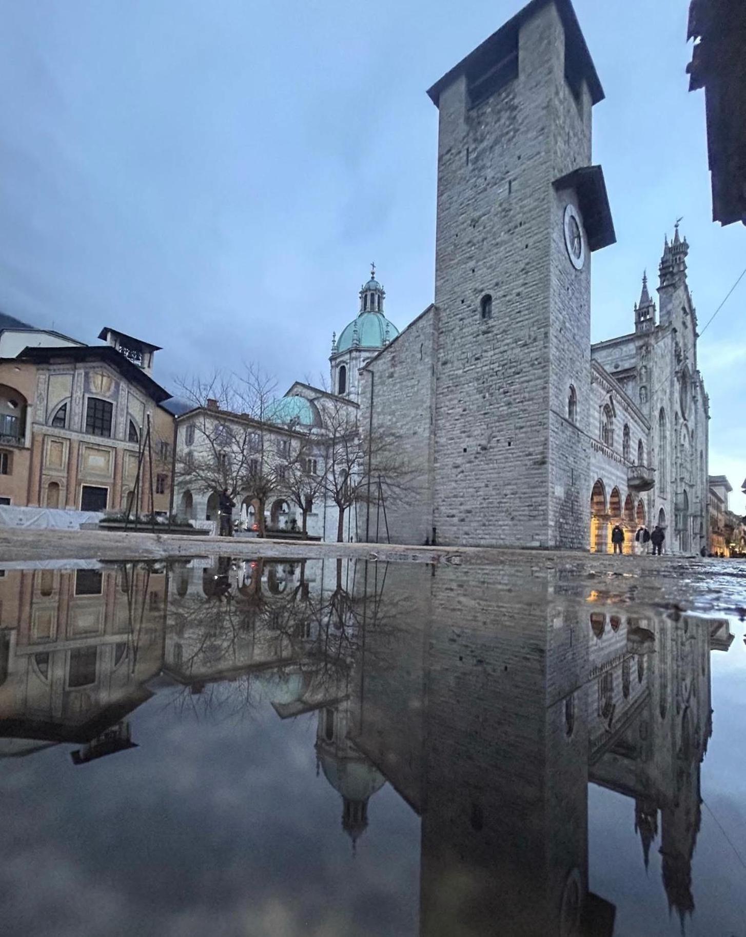 Portatorre Suite, A Charming Apartment In The Heart Of Como, Free Private Parking, Air Conditioning & More! Экстерьер фото